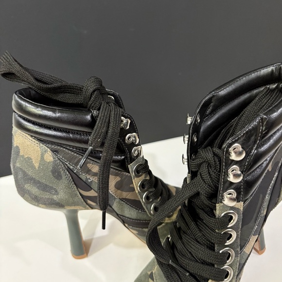 Gianni Bini Camo Heeled Ankle Boots - Picture 12 of 14